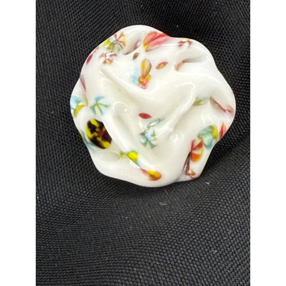 Vintage Japan Milk Glass Confetti Millefiori Clip On Earrings Multi Color White